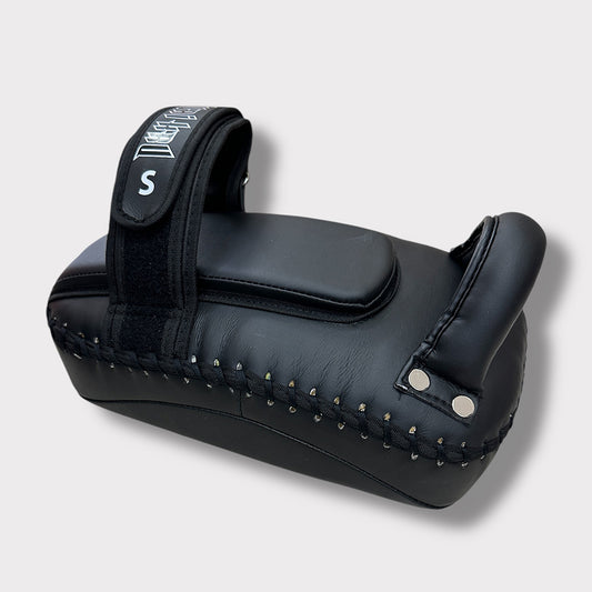 Wai Kru Single Strap MicroFiber Kickpad - Black